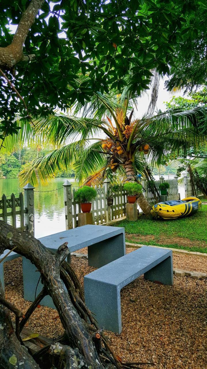 Luvi Lucas River Side Weligama Exterior photo